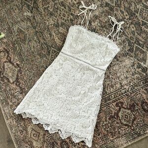 Abercrombie & Fitch Tie Strap White Crochet Lace Dress NWT (Size XS)